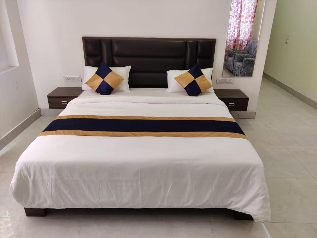 Bhawana Hotel Agra  Exterior photo