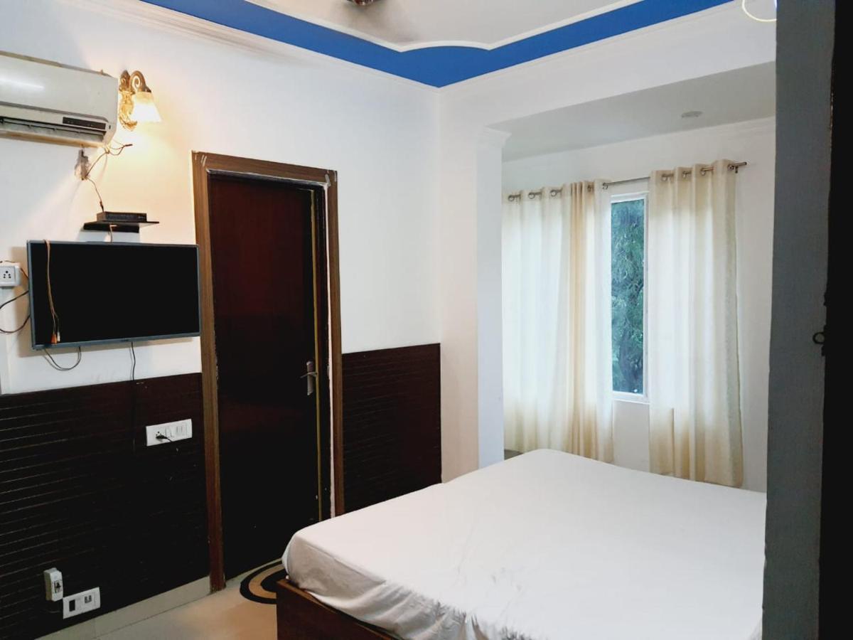 Bhawana Hotel Agra  Exterior photo